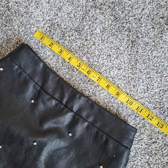 By the Way Faux Leather ASHLYN Black Studded Rhinestone Assymetrical Skirt XS - Picture 7 of 8